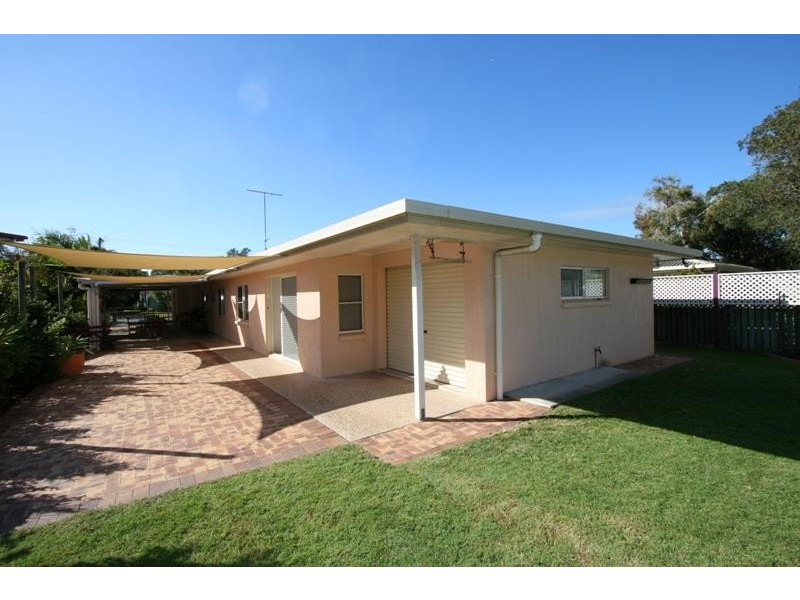 4 Flinders Street, Currimundi QLD 4551