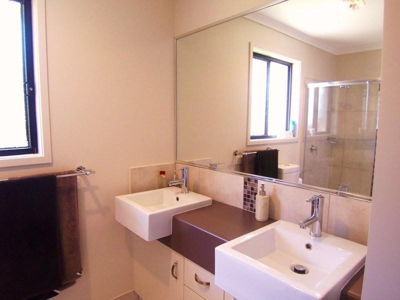 53 Alicia Circuit, Little Mountain QLD 4551