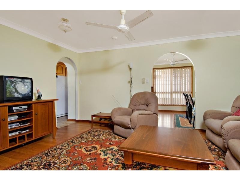 17 Mulloka Esplanade, Wurtulla QLD 4575