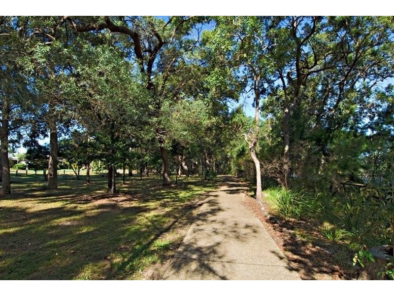 25 Mulloka Esplanade, Wurtulla QLD 4575