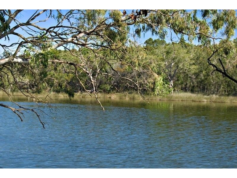 25 Mulloka Esplanade, Wurtulla QLD 4575