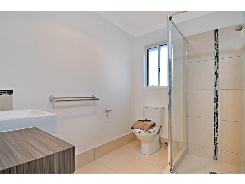 10 Alicia Circuit, Little Mountain QLD 4551