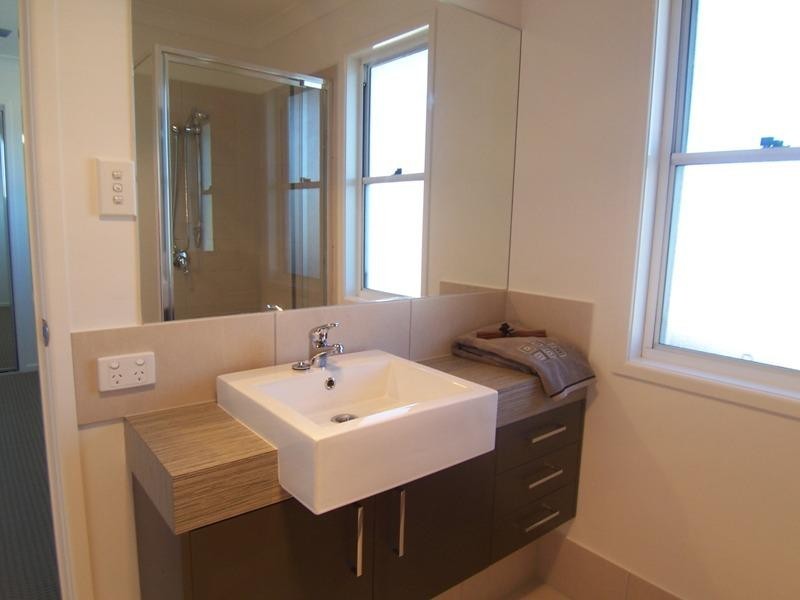 1/10 Alicia Circuit, Little Mountain QLD 4551