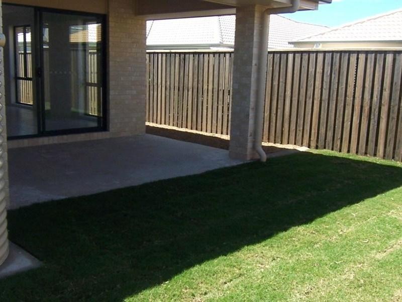 10 Cannon Lane, Little Mountain QLD 4551