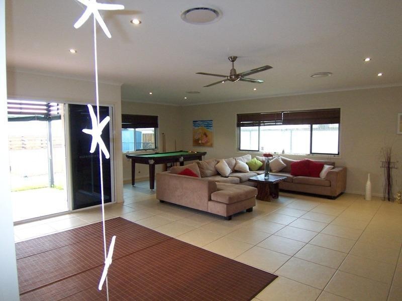 12 Wildflower Way, Little Mountain QLD 4551