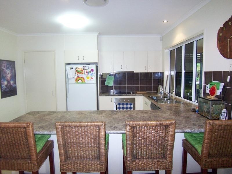 12 Wildflower Way, Little Mountain QLD 4551