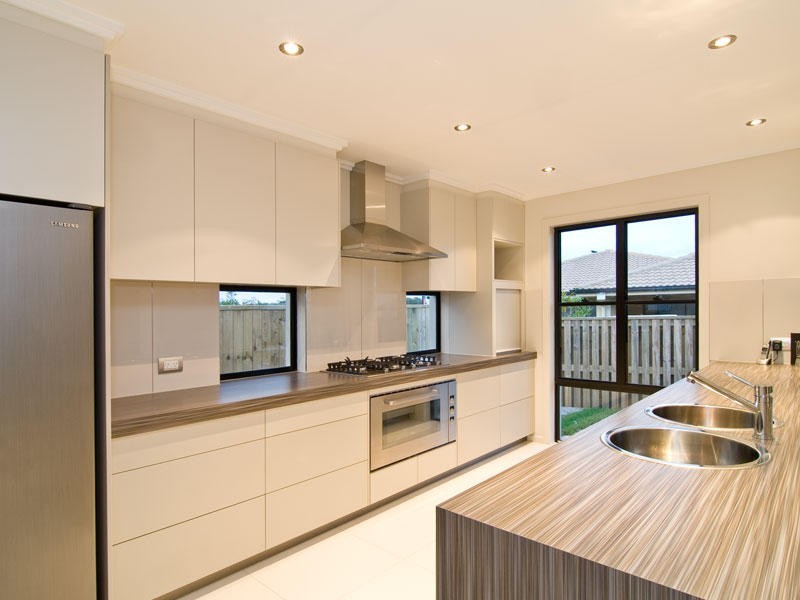 5 Alicia Circuit, Little Mountain QLD 4551