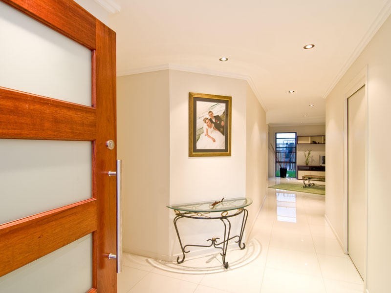 5 Alicia Circuit, Little Mountain QLD 4551