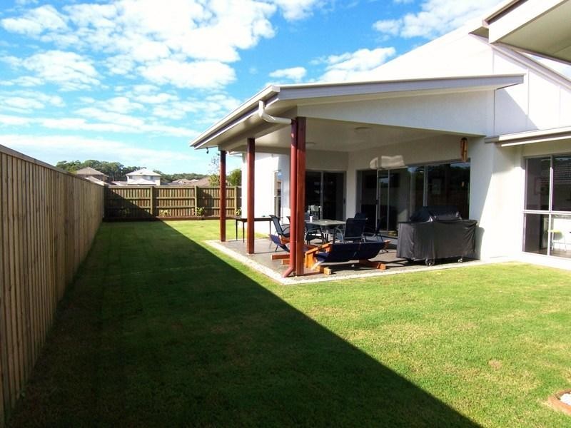 7 Alicia Circuit, Little Mountain QLD 4551