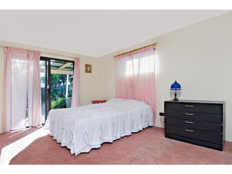 10 Mulgani Street, Warana QLD 4575