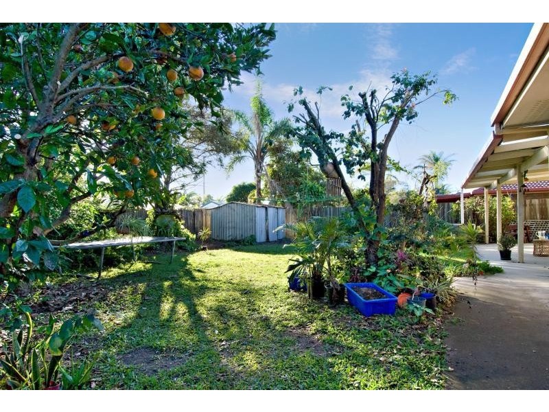 10 Mulgani Street, Warana QLD 4575