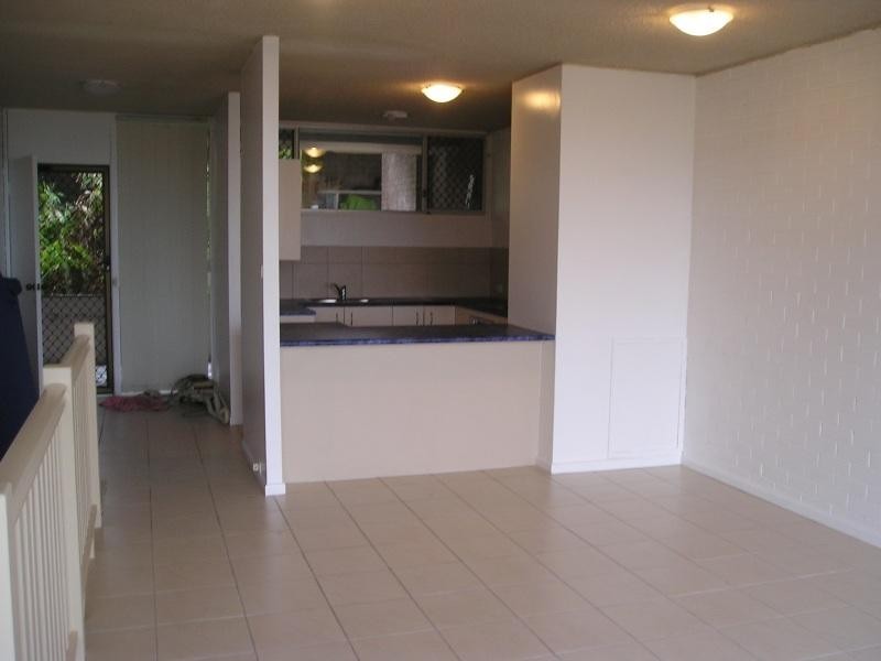 5/12 The Terraces, Queen Street, Kings Beach QLD 4551