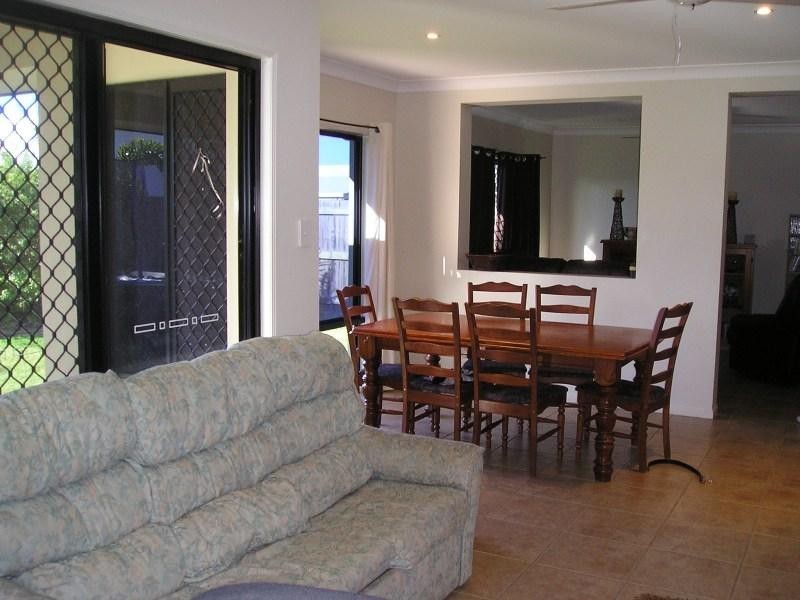 5 Riberry Place, Meridan Plains QLD 4551