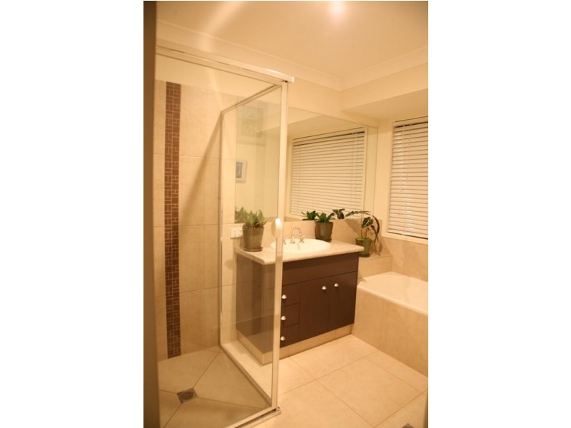 23 Scribbly Gum Drive, Meridan Plains QLD 4551