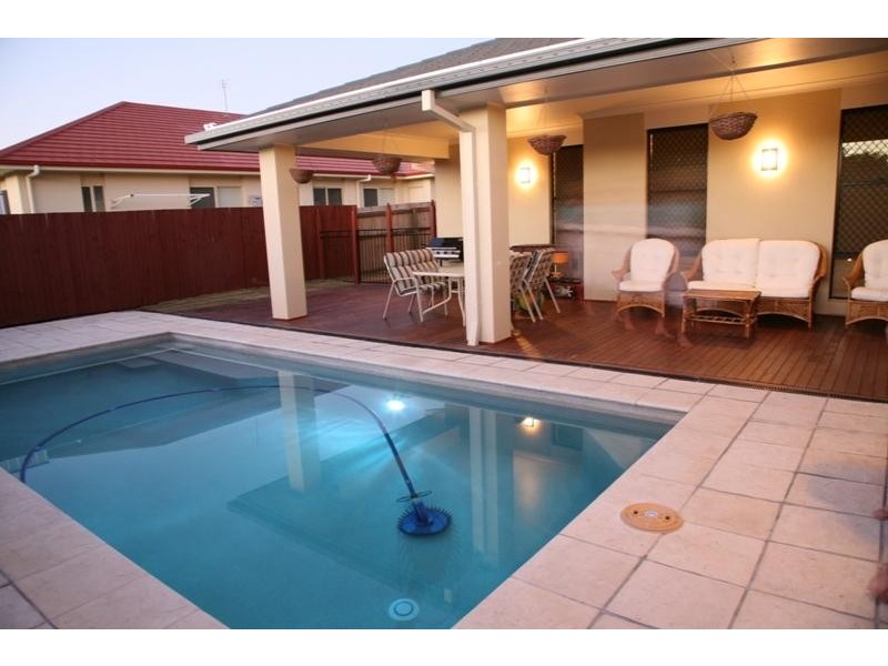 23 Scribbly Gum Drive, Meridan Plains QLD 4551