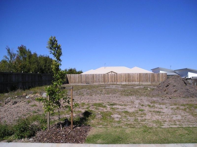 18 Kurrajong Crescent, Meridan Plains QLD 4551