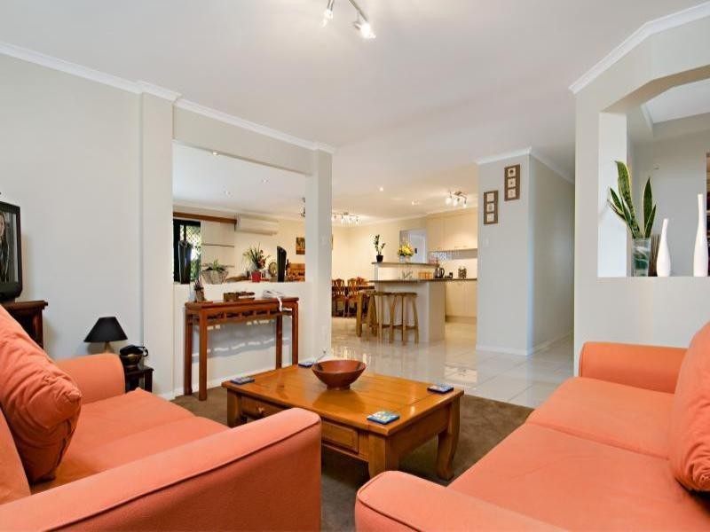 9 Kamala Place, Meridan Plains QLD 4551