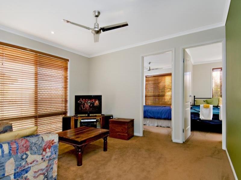 9 Kamala Place, Meridan Plains QLD 4551