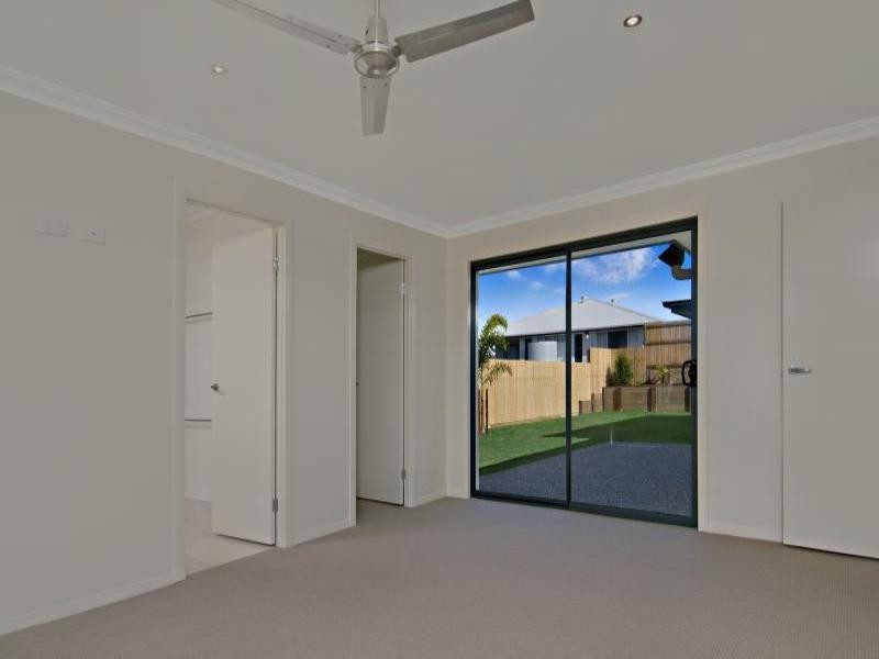 7 Stavewood Court, Meridan Plains QLD 4551