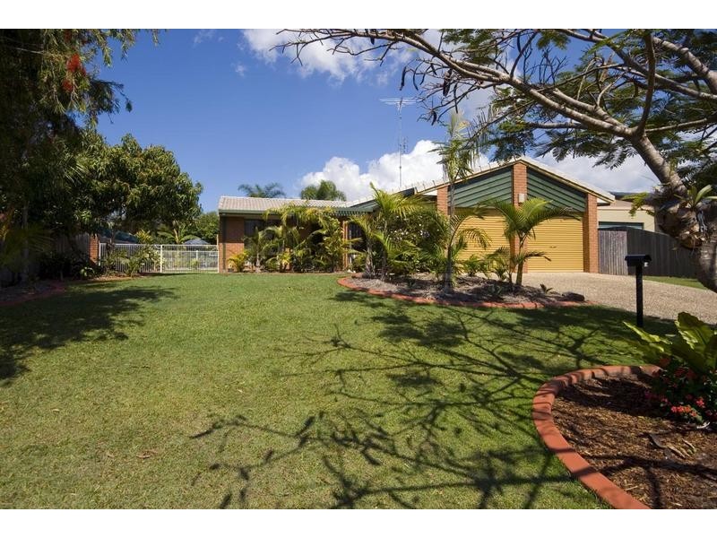 14 Lurnea Crescent, Mountain Creek QLD 4557