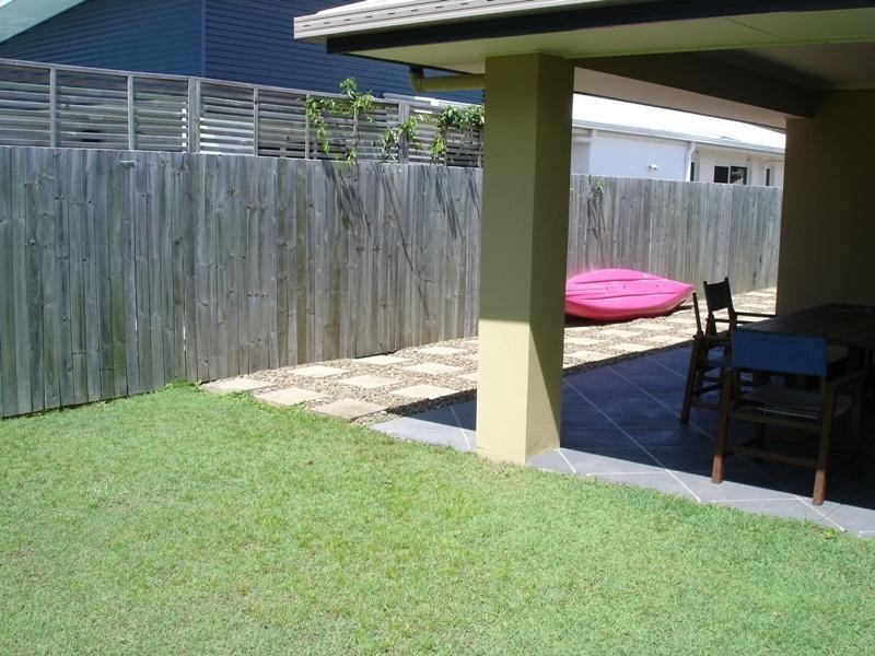 2 Pandorea Street, Currimundi QLD 4551