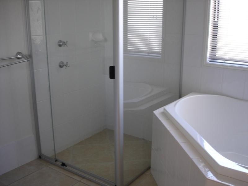 2 Pandorea Street, Currimundi QLD 4551