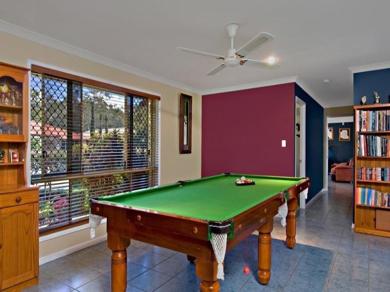 2 Redleaf Court, Currimundi QLD 4551