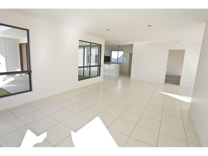 2/21 Tuckeroo Park, Tuckeroo Drive, Meridan Plains QLD 4551