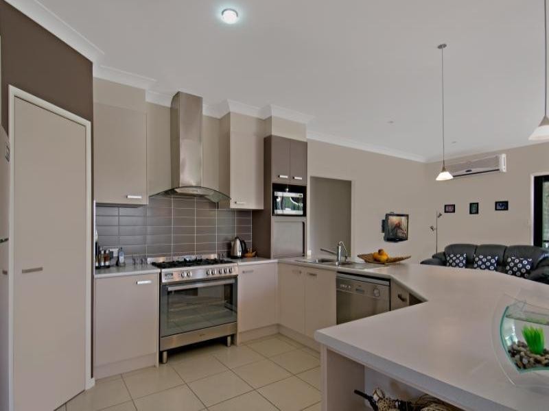 3 Satinash Street, Meridan Plains QLD 4551