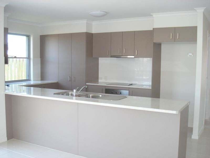 15 Elvena Circuit, Little Mountain QLD 4551