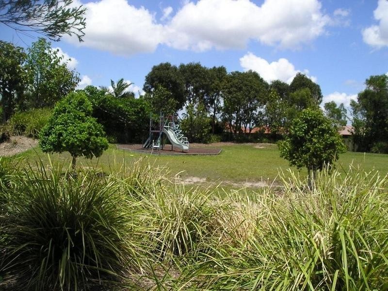 11 Avondale Place, Little Mountain QLD 4551