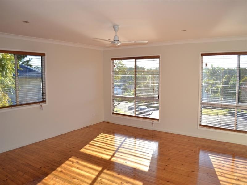 4 Earls Court, Alexandra Hills QLD 4161