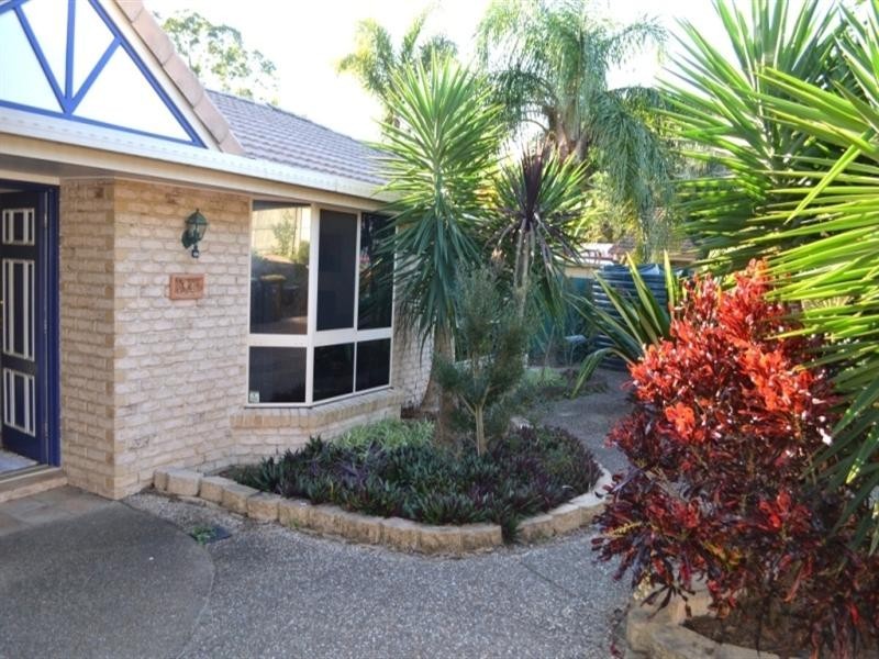 6 Hydrus Place, Wynnum QLD 4178