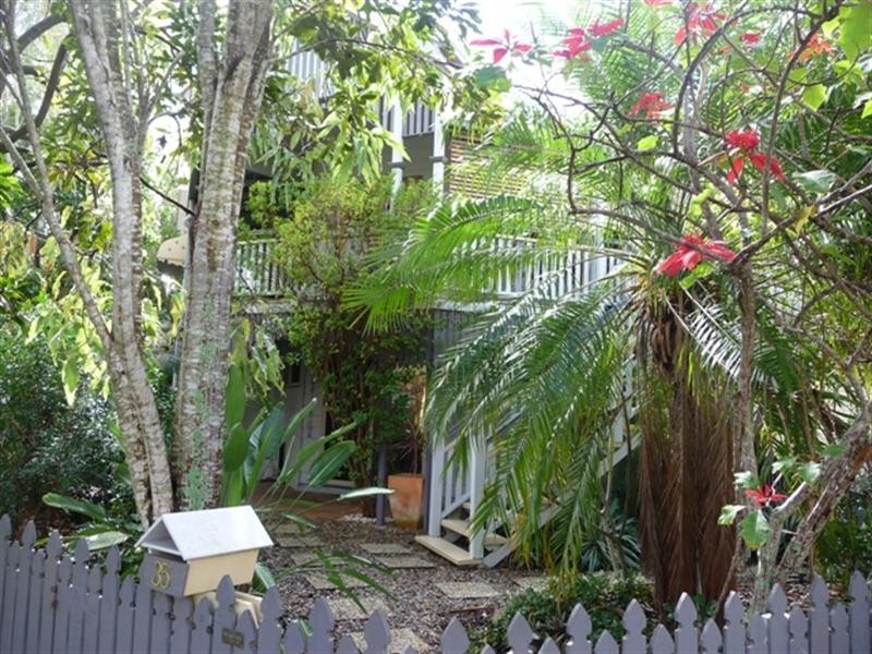 35 Orallo Street, Lota QLD 4179