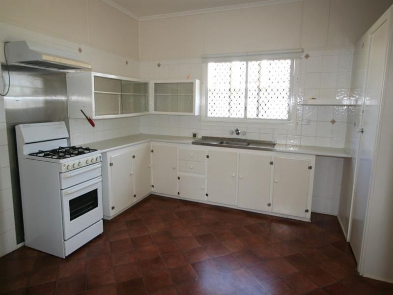 25 Faine Street, Manly West QLD 4179