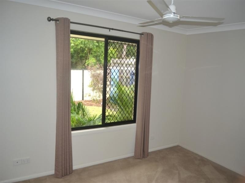 37 Lockwood Crescent, Manly West QLD 4179