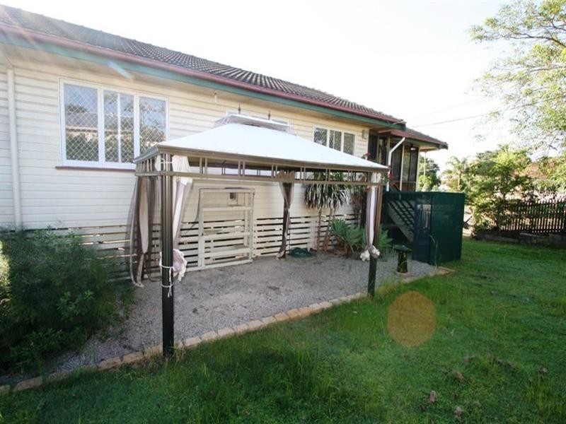 16 Stannard Road, Manly West QLD 4179