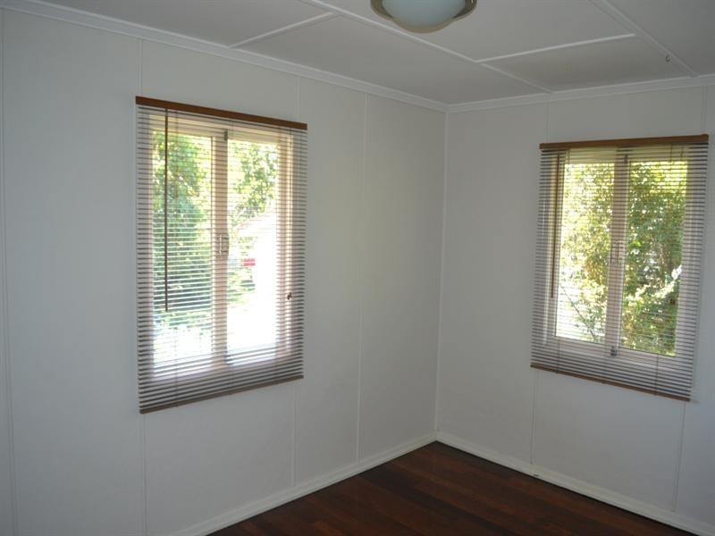 17 Claymeade Street, Wynnum QLD 4178