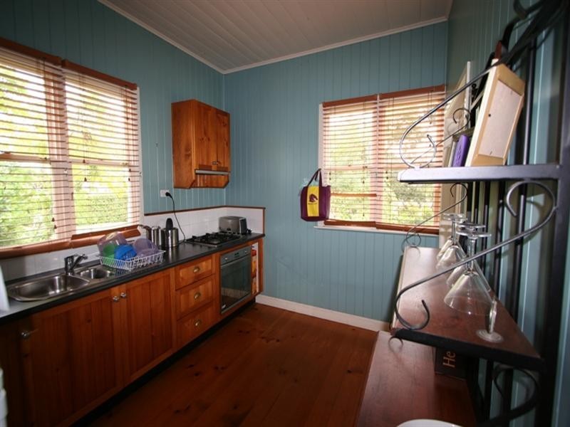 53 Carnation Street, Wynnum QLD 4178