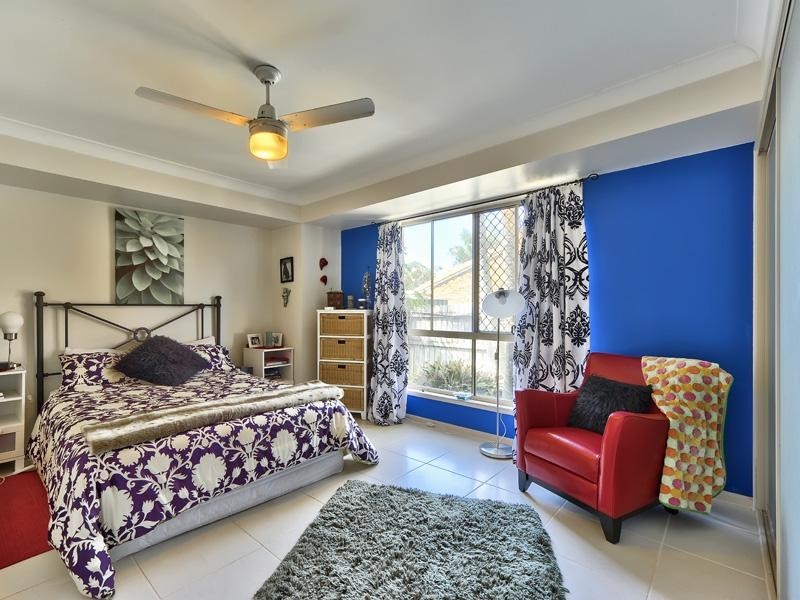 14 Miles Crescent, Manly West QLD 4179