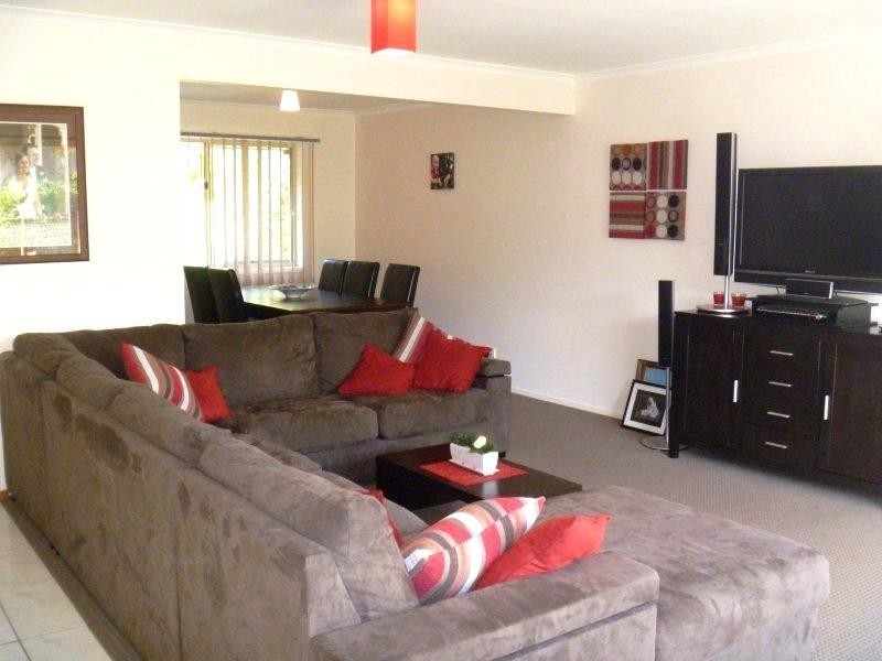 1 Benetti Close, Belmont QLD 4153