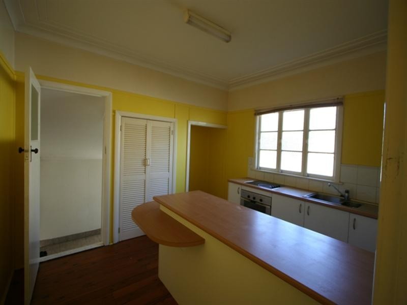 138 Wondall Road, Manly West QLD 4179