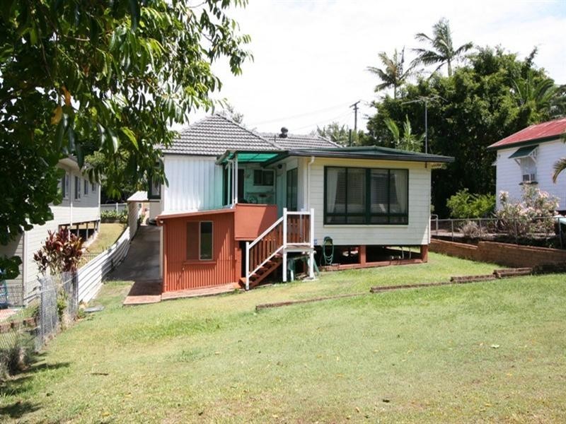 64 Valetta Street, Manly QLD 4179