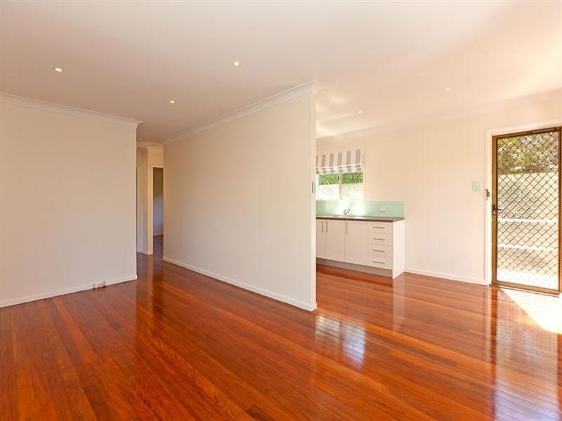 30 Jayben Street, Wynnum West QLD 4178