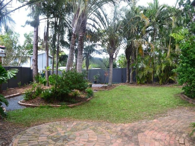 16b Herbert Street, Lota QLD 4179