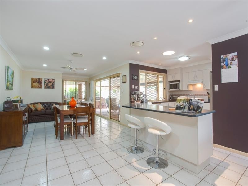 121 Talwong Street, Manly West QLD 4179