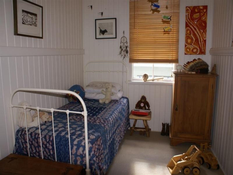 26 Coolana Street, Lota QLD 4179