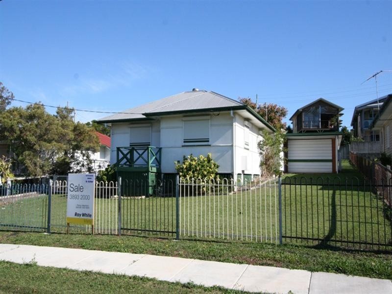 6 Kitchener Street, Wynnum QLD 4178