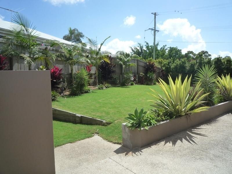 100 Rowland Avenue, Wakerley QLD 4154