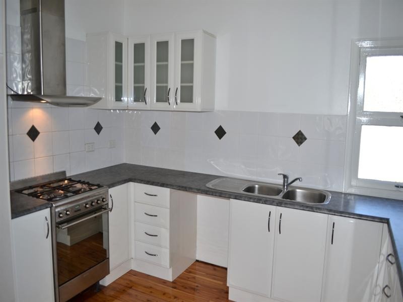 38 Joffre Street, Wynnum QLD 4178